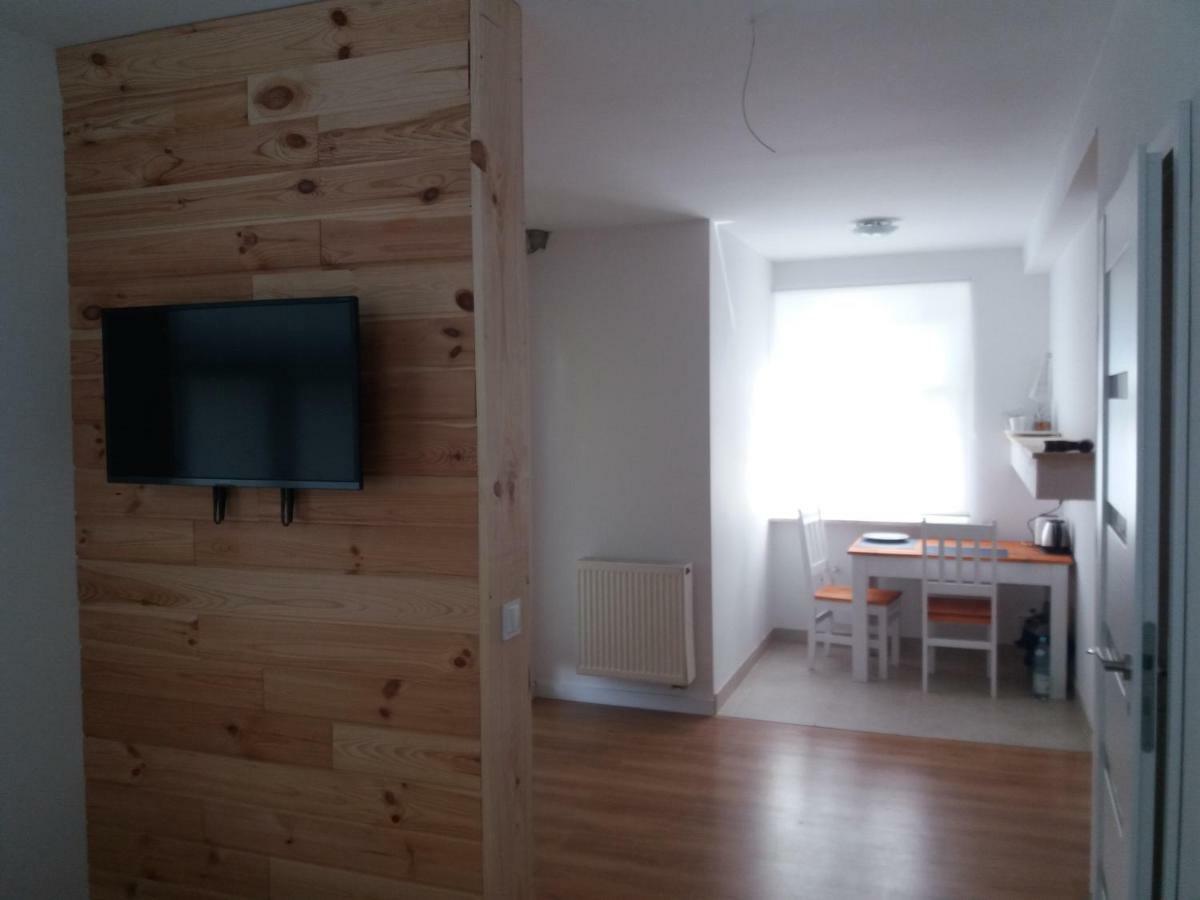 Dom Piotra Apartment Goniadz Bagian luar foto